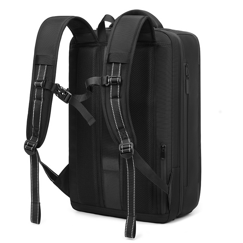 防水ビジネス旅行用バックパック USB充電ポート付き 大容量 - Business Backpack Brief のレビューと価格